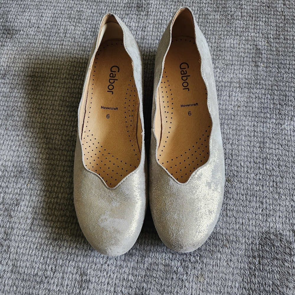 Gabor Ballet Flats, Golden Beige Sz 6 Leather, Scalloped Edge Hovercraft EUC